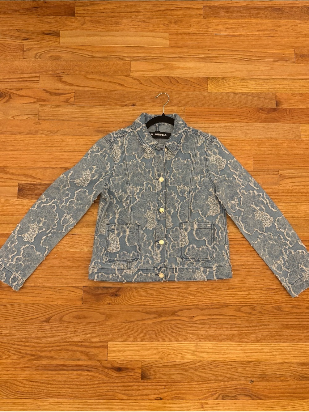 Light Blue Lace-Pattern Denim Jacket
